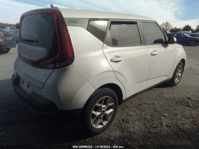 KIA SOUL LX 2022 KNDJ23AU8N7161664 Image 4