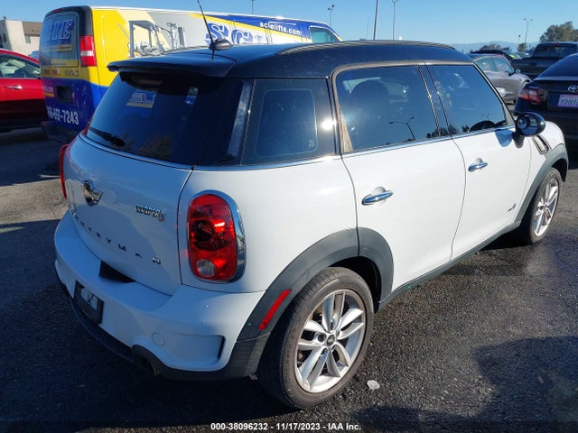 2013 MINI COUNTRYMAN WMWZC5C56DWP33852 Photo 3