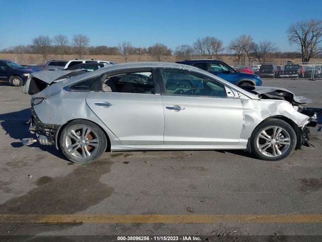 Hyundai SONATA SEL 2019 5NPE34AF9KH773904 Image 13