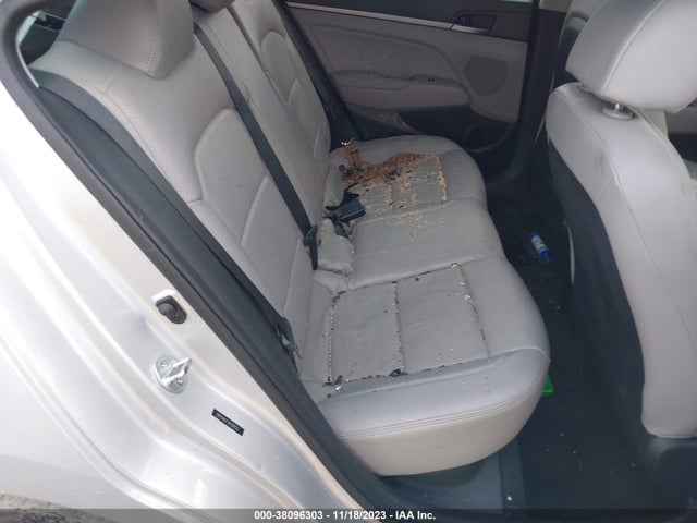 2018 HYUNDAI ELANTRA SEL VIN: 5NPD84LF7JH368150