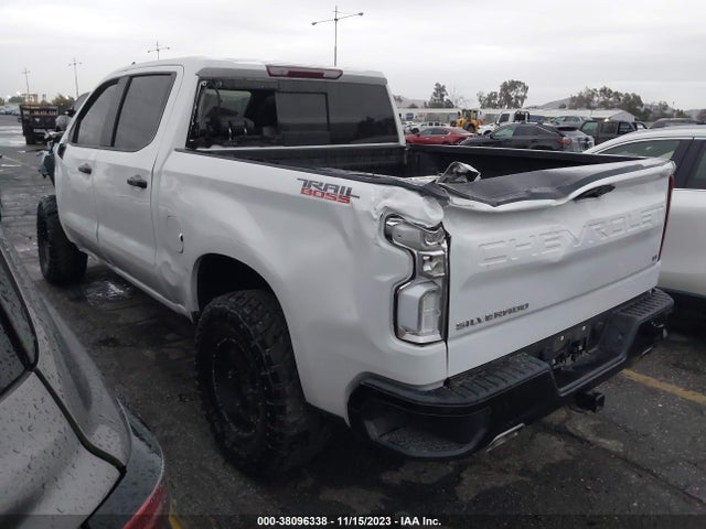 Chevrolet Silverado 1500 4wd  Short Bed Lt Trail 2021 1GCPYFED3MZ232227 Image 3