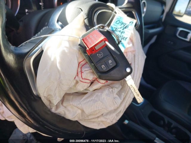 2018 JEEP WRANGLER UNLIMITED 1C4HJXENXJW244704 Photo 10