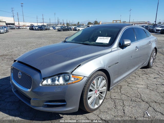 2011 JAGUAR XJ SAJWA2GB0BLV09714 Photo 1