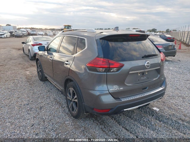 2017 NISSAN ROGUE SL VIN: 5N1AT2MT6HC850202