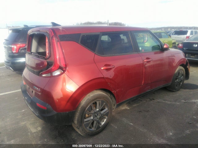 KIA SOUL S 2021 KNDJ23AU7M7795322 Image 4