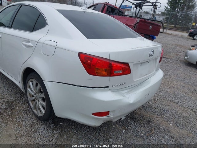 2008 LEXUS IS 250 VIN: JTHCK262085020404