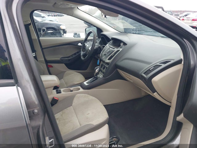 2014 FORD FOCUS SE VIN: 1FADP3K24EL206771
