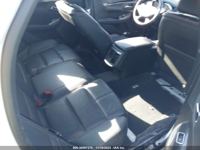 Chevrolet IMPALA 2LZ 2018 2G1125S38J9177432 Image 8