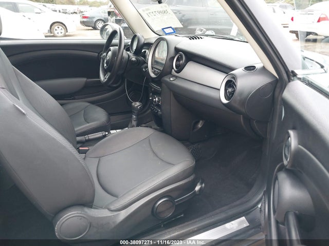 2012 MINI COOPER WMWSU3C55CT542636 Photo 4