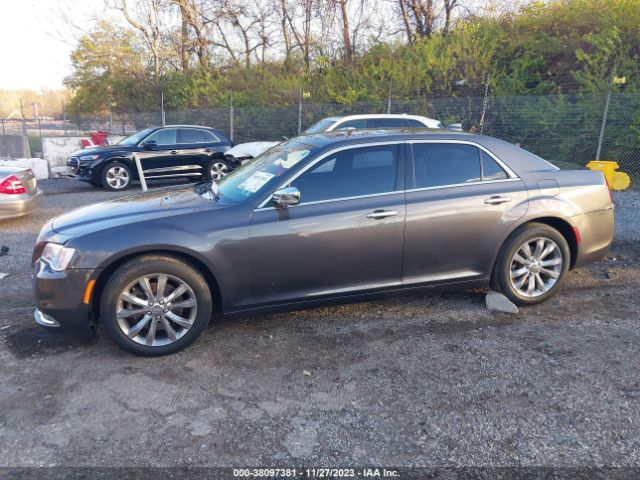 2C3CCAKG3KH566399 Chrysler 300 Limited Awd
