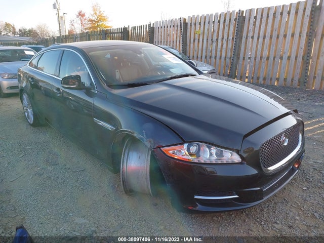 2014 JAGUAR XJ SAJWJ2GD3E8V67633 Photo 0