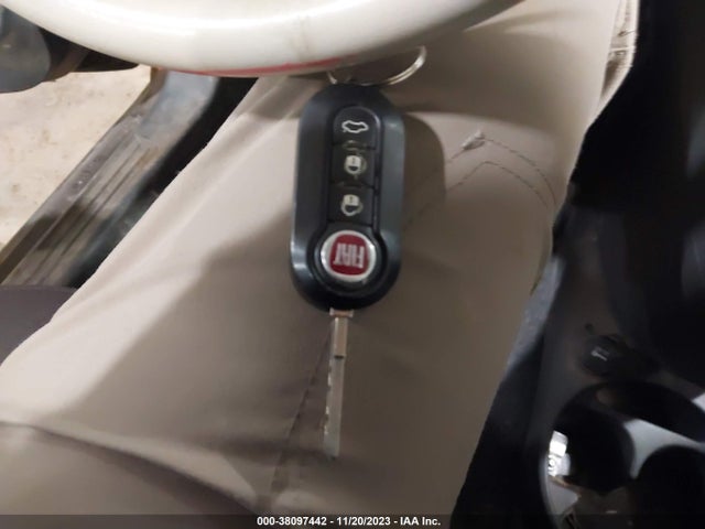 2013 FIAT 500 3C3CFFARXDT752524 Photo 10