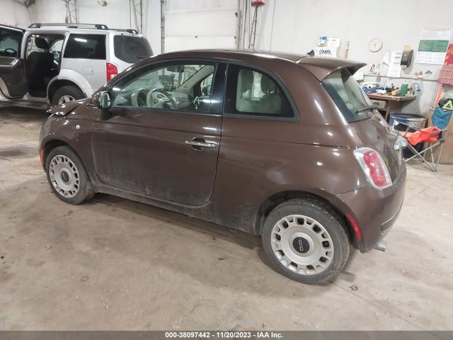2013 FIAT 500 3C3CFFARXDT752524 Photo 2