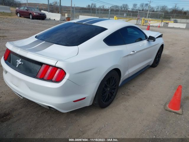 1FA6P8AM1G5208588 Ford Mustang V6