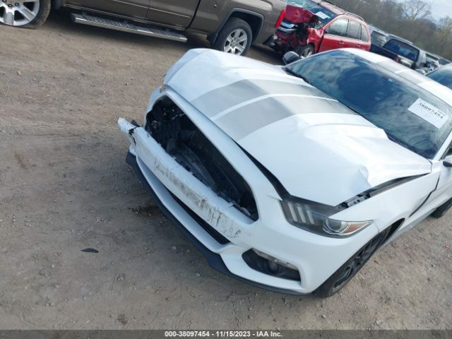 1FA6P8AM1G5208588 Ford Mustang V6