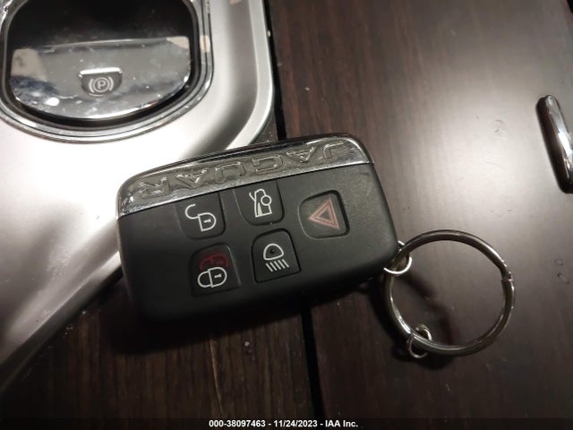 2015 JAGUAR XF SAJWJ0FF9F8U67755 Photo 10