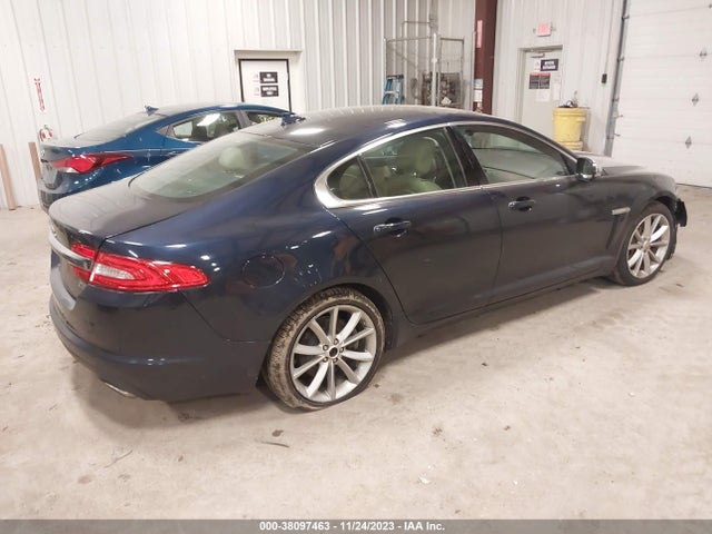 2015 JAGUAR XF SAJWJ0FF9F8U67755 Photo 3