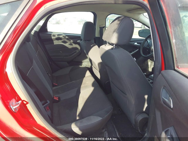 Ford FOCUS SE 2014 1FADP3F21EL404427 Image 8