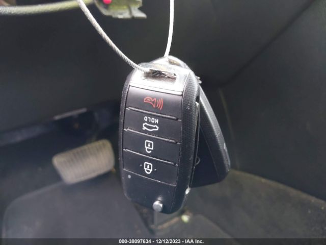 5XXGT4L30JG241172 KIA Optima S