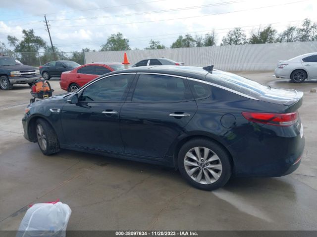 5XXGT4L30JG241172 KIA Optima S