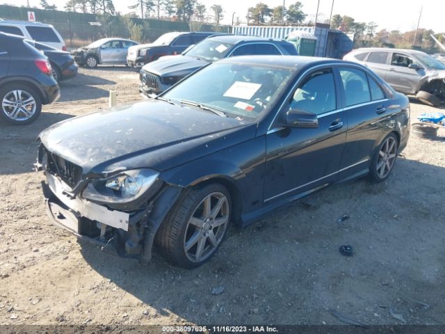 WDDGF8AB2EA967678 Mercedes-Benz C 300 Luxury 4matic