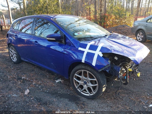 2015 FORD FOCUS SE VIN: 1FADP3K26FL297947