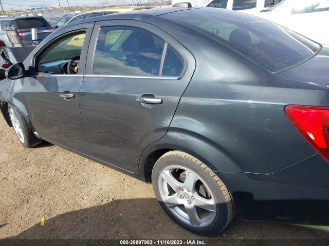 Chevrolet Sonic Ltz Auto 2015 1G1JE5SBXF4194743 Image 14