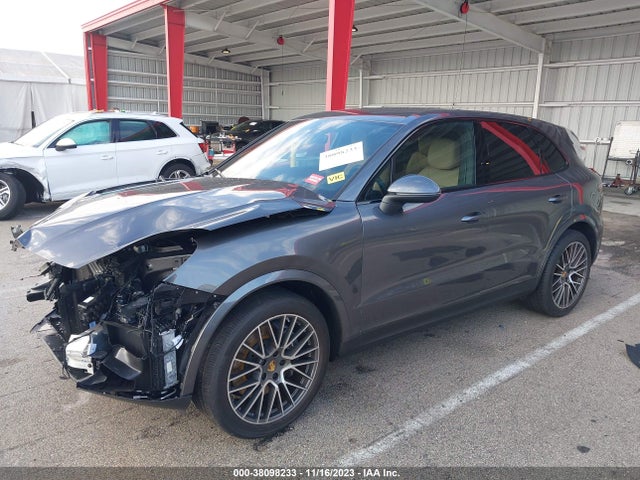 2021 PORSCHE CAYENNE WP1AA2AY8MDA08717 Photo 1