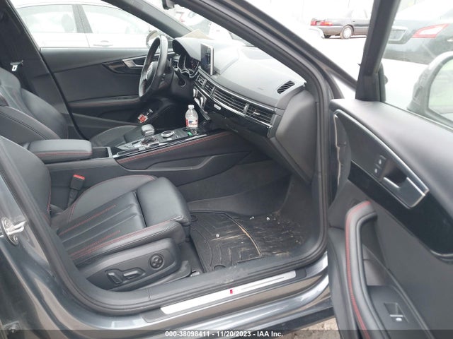 WAUENAF48JA103909 Audi A4 2.0t Tech Premium/2.0t Premium