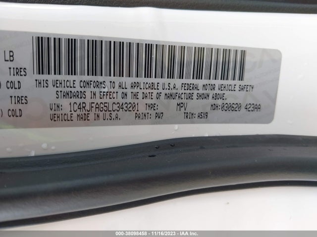 2020 JEEP GRAND CHEROKEE LAREDO E 4X4 VIN: 1C4RJFAG5LC343201