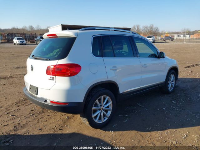 WVGSV7AX6HK005682 Volkswagen Tiguan 2.0t Wolfsburg Edition