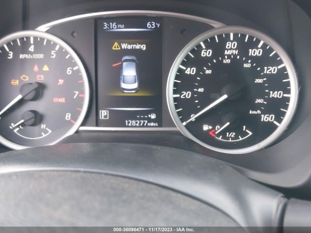 3N1AB7APXGY285666 Nissan SENTRA SR