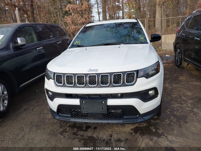3C4NJDFN2PT528326 Jeep Compass Latitude Lux