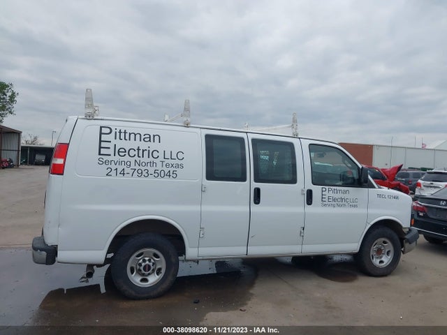 GMC Savana 2500 Work Van 2016 1GTW7AFF5G1309071 Image 14