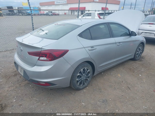 Hyundai ELANTRA SE 2020 KMHD74LF5LU107428 Image 4