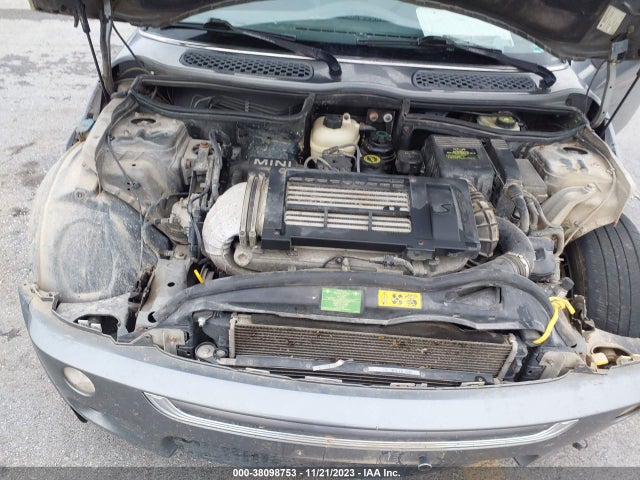 2003 MINI COOPER S WMWRE33453TD67472 Photo 9