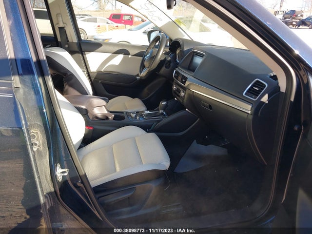 2016 MAZDA CX-5 GRAND TOURING VIN: JM3KE2DY7G0921641