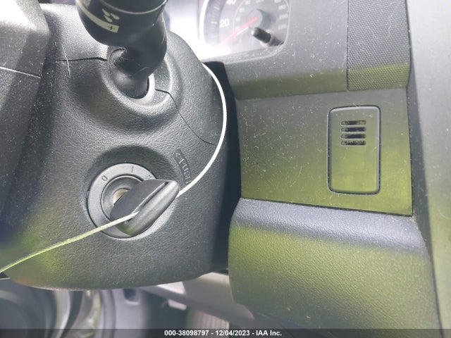 2012 HYUNDAI SONATA 2.4L SE VIN: 5NPEC4AC8CH458566