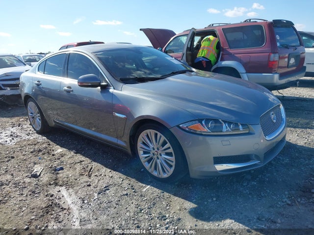 2012 JAGUAR XF SAJWA0HBXCLS36754 Photo 0