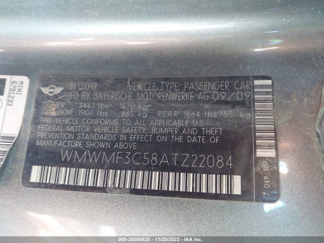 2010 MINI COOPER WMWMF3C58ATZ22084 Photo 8