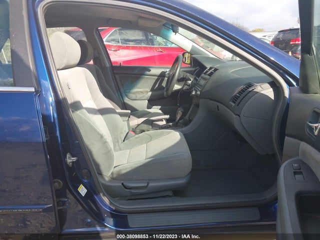 2005 HONDA ACCORD 2.4 LX VIN: 1HGCM56445A013782