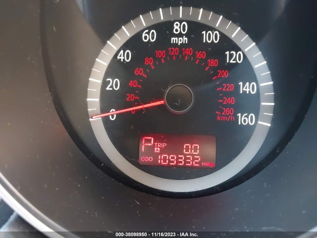 2009 KIA OPTIMA LX VIN: KNAGE228395310221