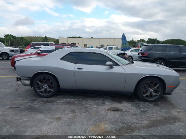 2C3CDZAG1JH219777 Dodge Challenger Sxt Plus