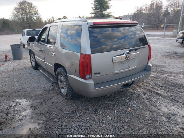 2007 CADILLAC ESCALADE 1GYFK638X7R210095 Photo 2