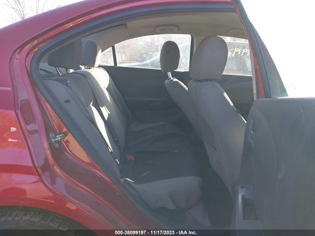 Chevrolet Sonic Lt Auto 2015 1G1JC5SH8F4125589 Image 8