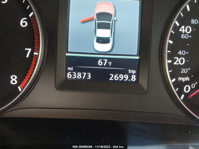2012 VOLKSWAGEN EOS LUX VIN: WVWFW7AH1CV008220