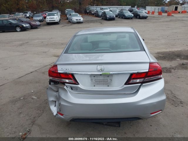 19XFB2F53FE275557 Honda Civic Lx