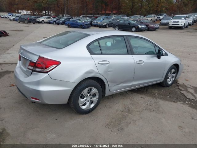19XFB2F53FE275557 Honda Civic Lx