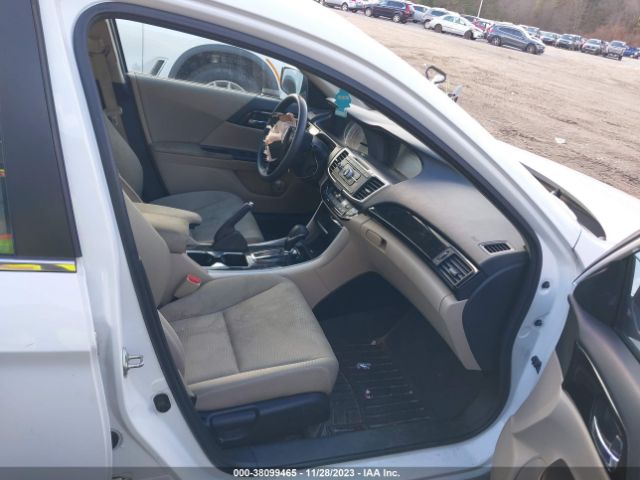 1HGCR2F3XGA092840 Honda ACCORD LX