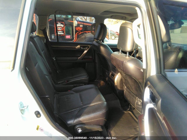0V2200006306040NE Lexus GX 460